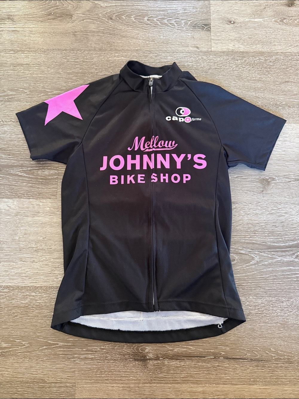 Capo Mellow Johnny’s Bike Shop Cycling Shirt, size medium